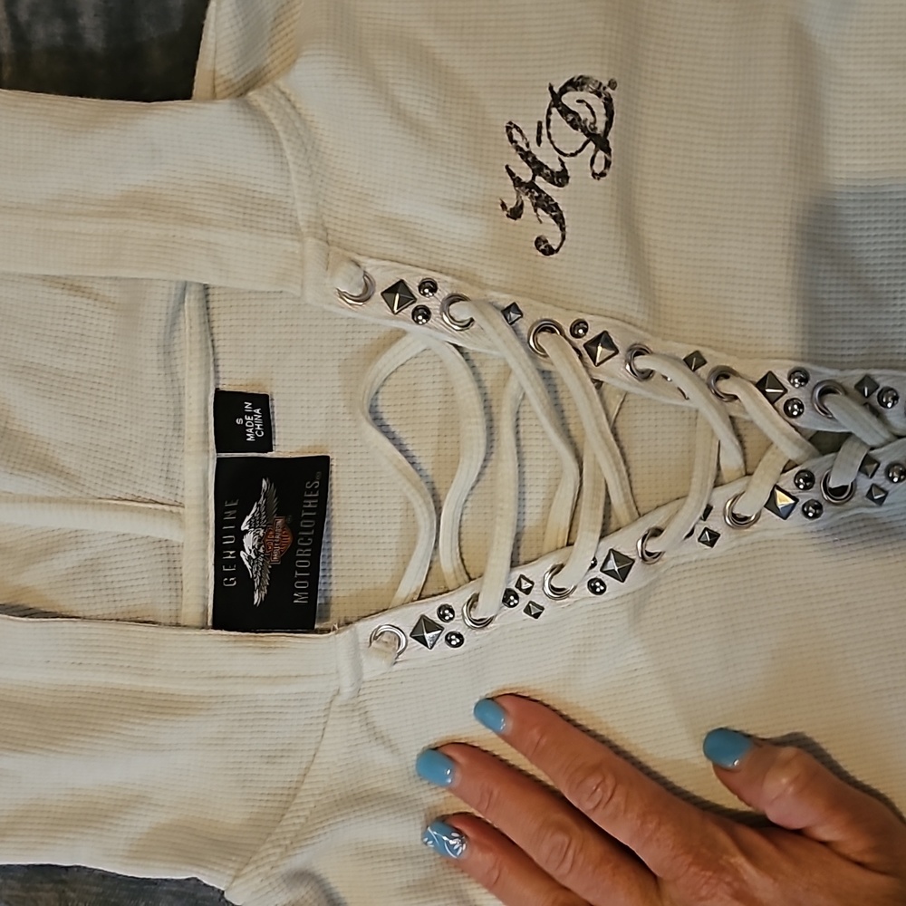 Womens Harley-Davidson Shirt - Picture 2 of 5